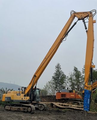 Excavadoras de alta capacidad para la demolición de edificios