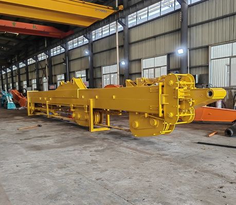 Arma telescópica de excavadora con cubo de concha para excavar la base de la casa