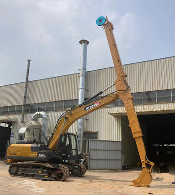 Proyecto de excavadora de largo alcance brazo telescópico con cubo estándar