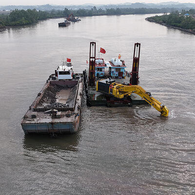 Excavadora extendida con brazo largo